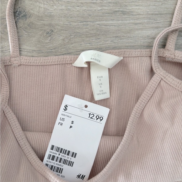 🆕 Pink H&M Ribbed Tank Top - Picture 3 of 4